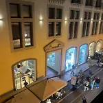 Maqueda Vibes شقة